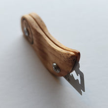 Load image into Gallery viewer, LACHILA -RUBBERWOOD