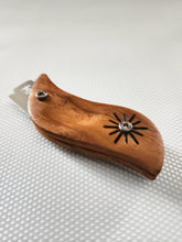 Load image into Gallery viewer, Lachila