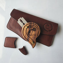 Load image into Gallery viewer, Rashi Kumbha - Aquarius