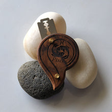 Load image into Gallery viewer, Rashi Meen - Pisces